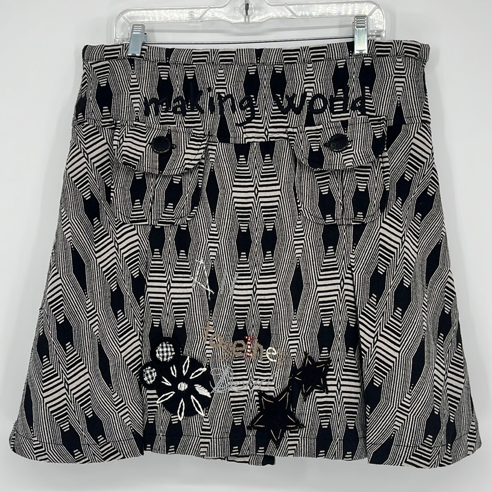 Desigual Patchwork Pleated Skirt Black & White Size 44